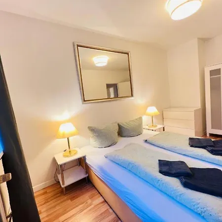 West 3 Apartment